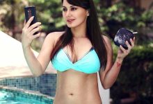 Minissha Lamba Hot Sexy Cleavage Bikini