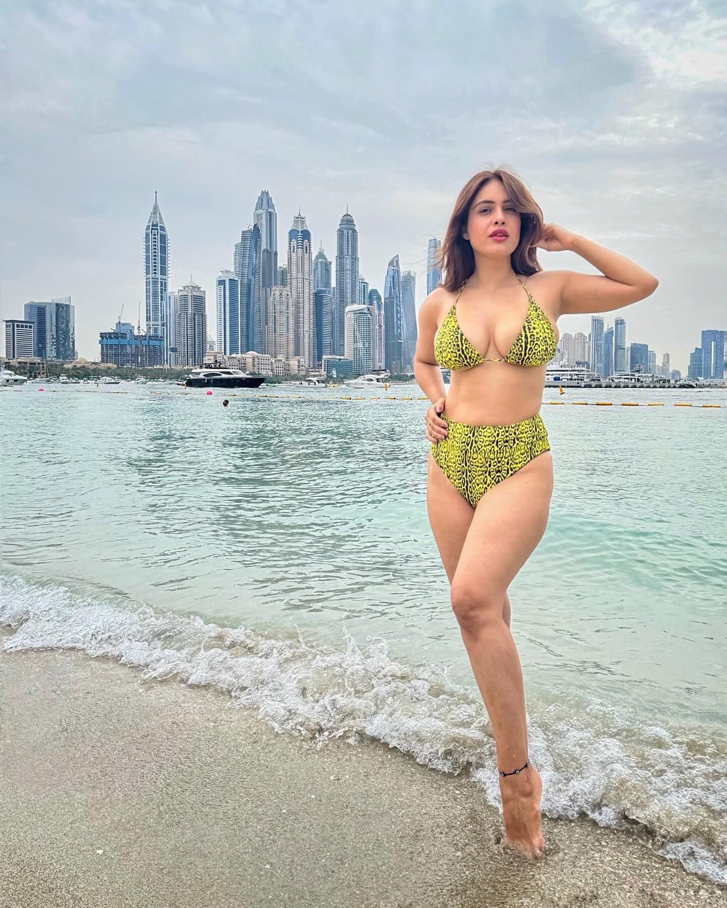 neha malik in bikini 03